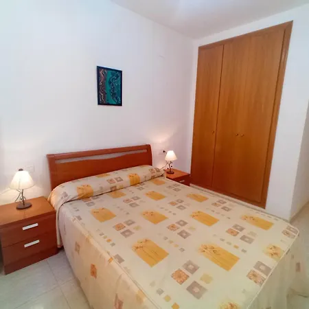 Playa Coral I Nº 1083 Apartment *